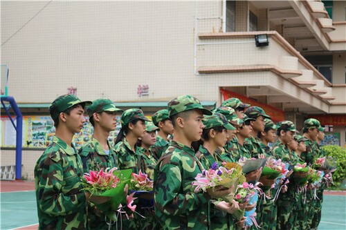 �׻���������